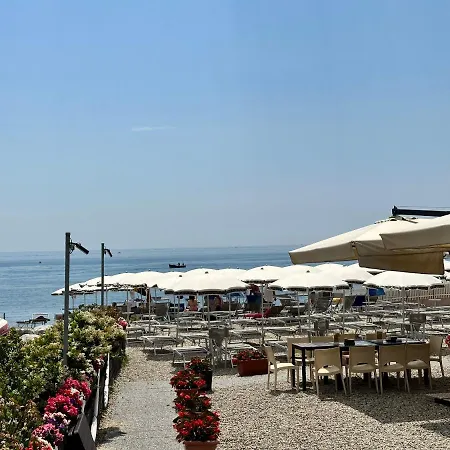 Casa Lella